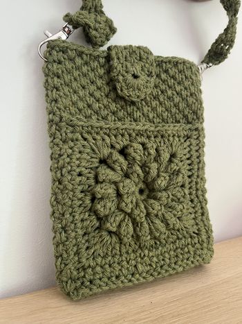 sac pochette bandoulière crochet kaki