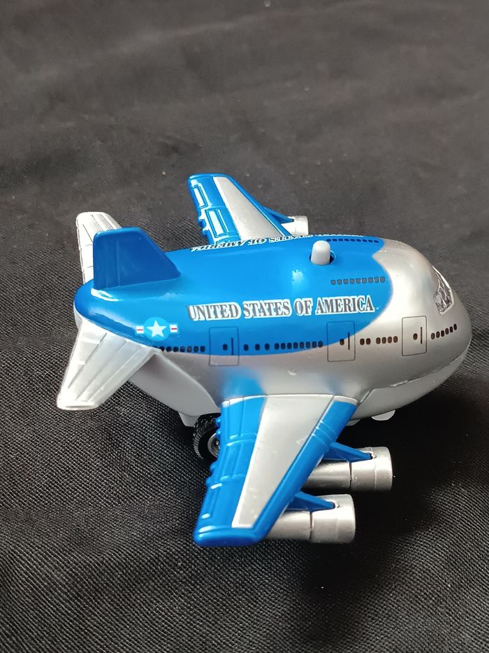 Avion métal - photo numéro 6