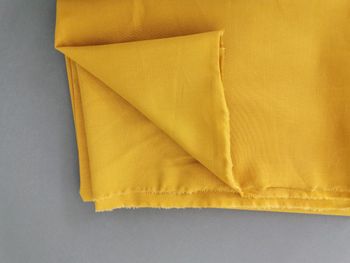 Gros coupon tissu coton uni moutarde  300cmx150cm