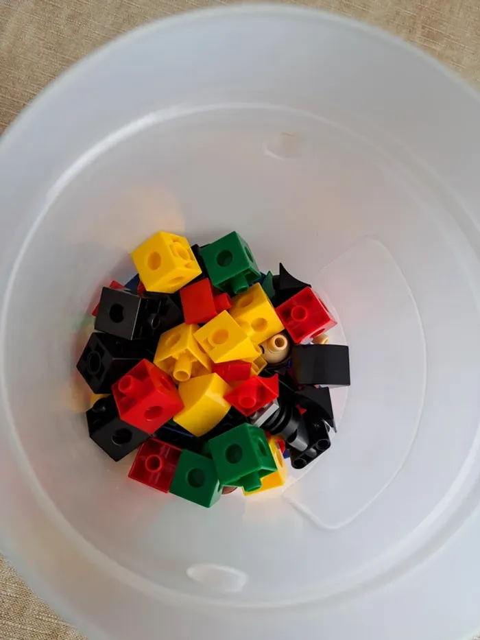 lot de mini cube de Buki, en très bon état. vous achetez tout ce que vous voyez sur les photos. - photo numéro 5