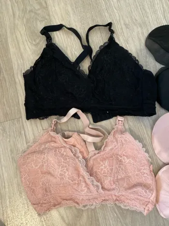 Lot de 2 soutiens gorge / bralette grossesse et allaitement M