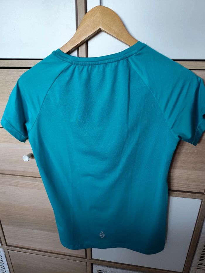 Tee shirt de sport - photo numéro 2