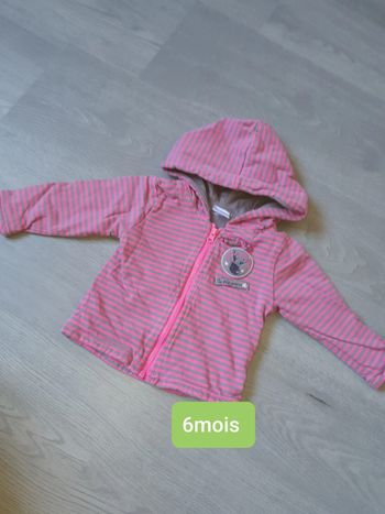 Gilet a capuche 6mois