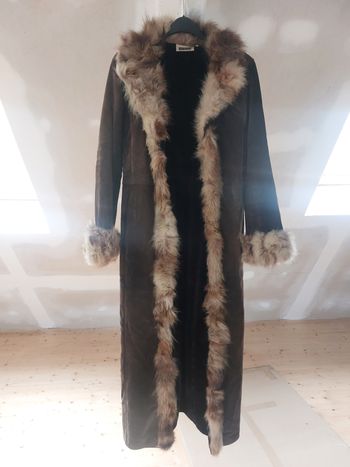 Manteau long cuir et fourrure