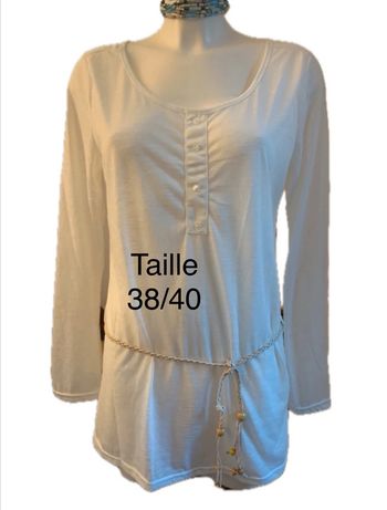 Tunique blanc cassé taille 38/40 manches longues