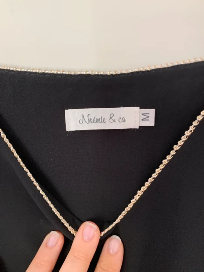 Top à bretelles fluide noir et doré Noémie & Co taille M - photo numéro 4