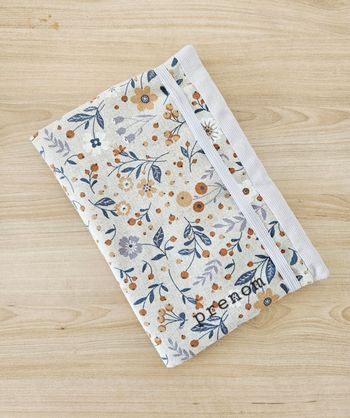 Protege carnet de santé Fleur