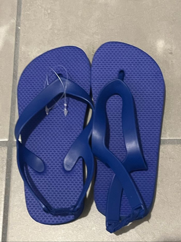 Tongs