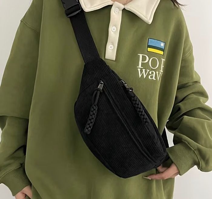 Sac banane velours côtelé noir