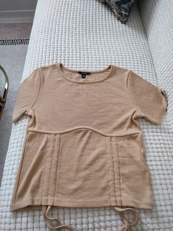 Haut côtelé T M en très bon état