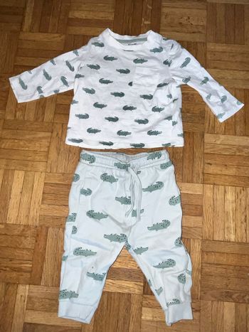 Ensemble kiabi bébé taille 9 mois 74cm