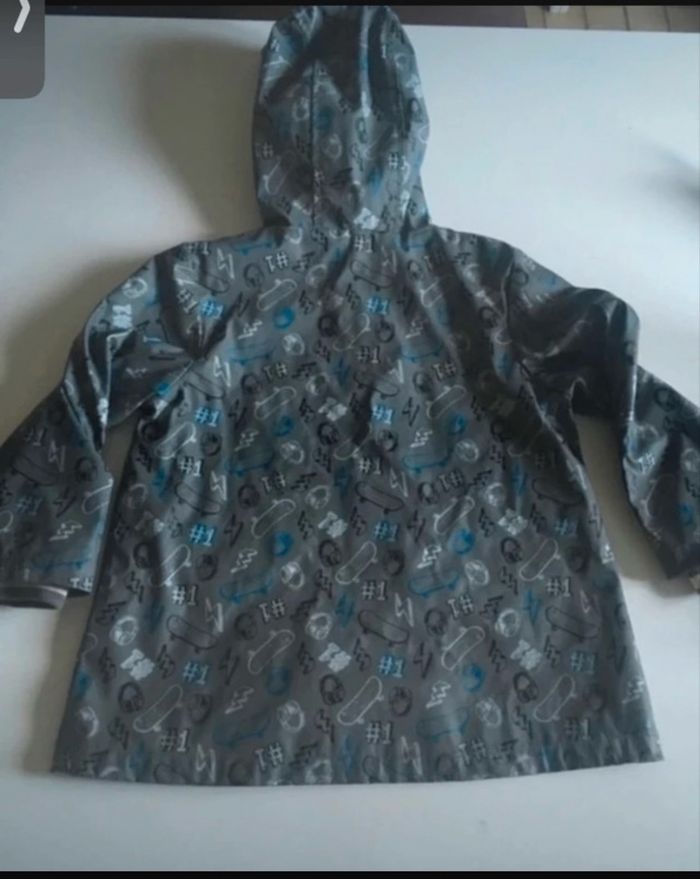 Manteau / Veste Hiver imperméable TRÈS BON ÉTAT garçon taille 5 ans couleur gris - photo numéro 4