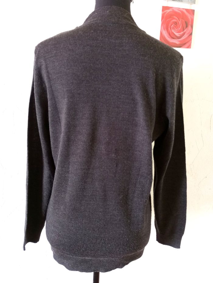 🌸pull col rond, taille 42 - photo numéro 3