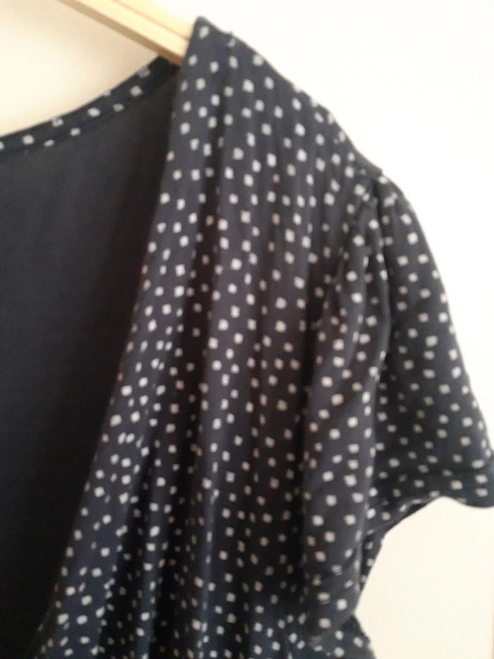 Robe marine décolletée cache cœur - photo numéro 3