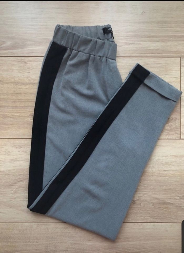 Pantalon Jennyfer gris et noir - photo numéro 2