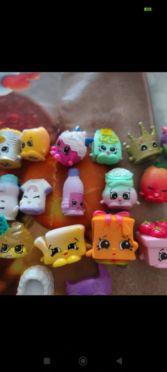 Lot de 22 personnages Shopkins - photo numéro 4