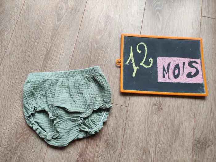 Short gaufré vert pistache