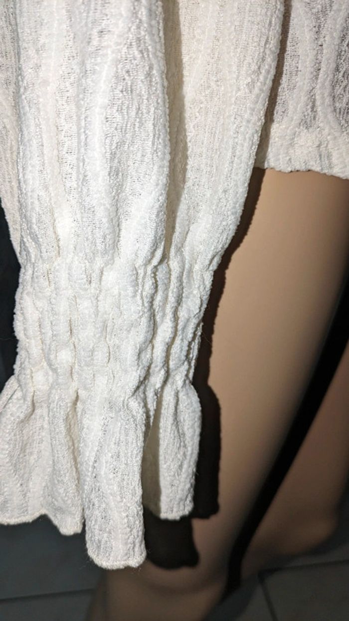 Haut froncé à manches trompettes taille XS/36 jamais porté - photo numéro 4