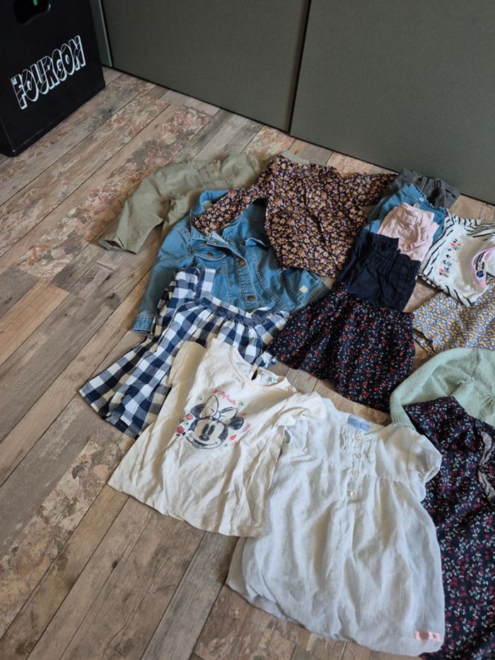 Lot 18 mois fille - photo numéro 2