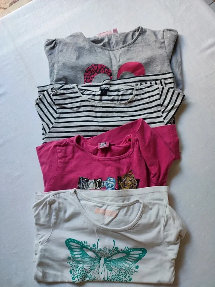 Lot de 4 y shirt Manches longues 8 ans