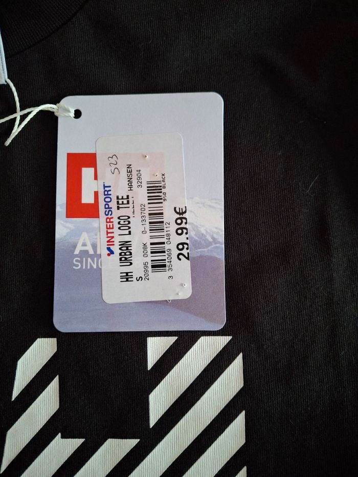 Tee shirt S neuf - photo numéro 3