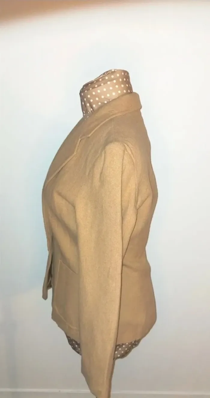 Veste en laine beige femme, vintage, taille M, excellent état - photo numéro 5