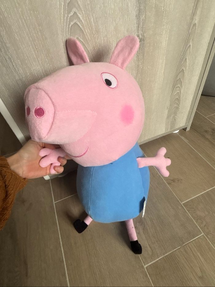 Grande peluche George Peppa pig - photo numéro 2