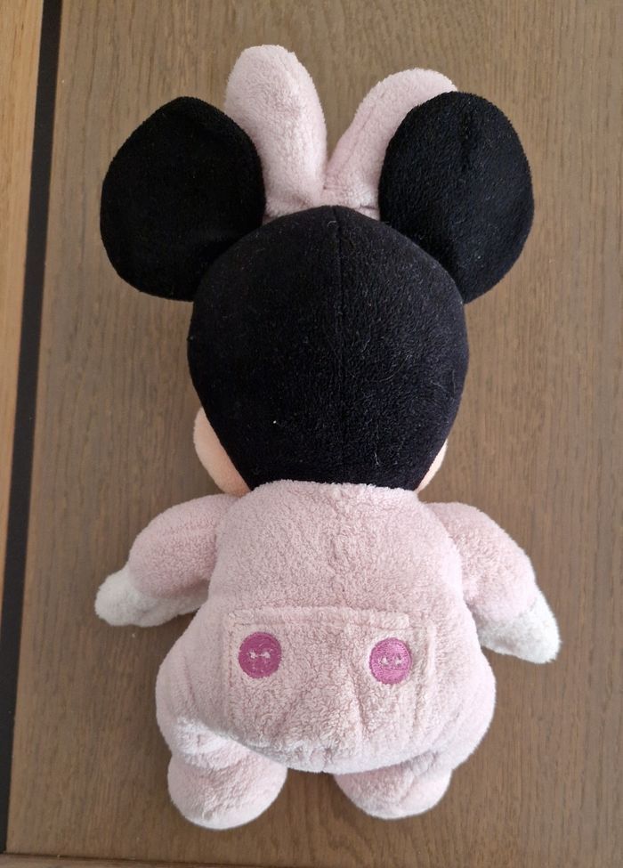 Peluche  disney minnie bébé  en excellent état - photo numéro 2
