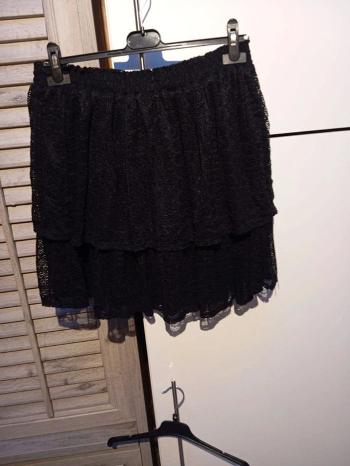 Mini jupe dentelé à volant noir Esprit taille L