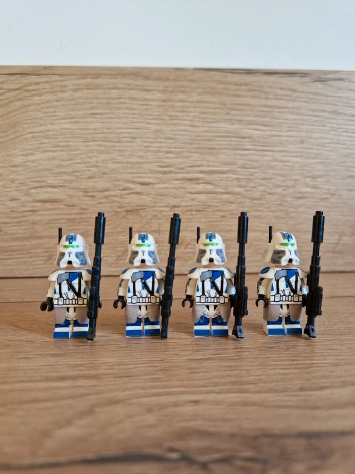 Figurines type lego 4 Clones de la 501ème star wars