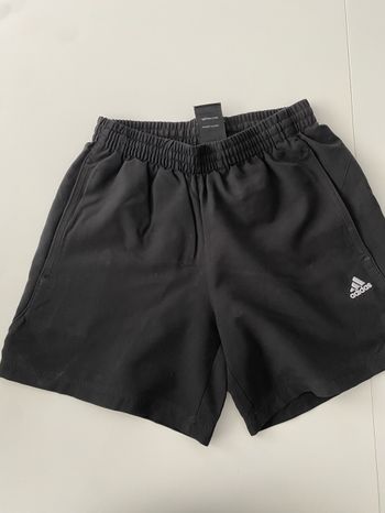 Short Adidas