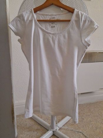Tee-shirt manches courtes Femme.  H&M