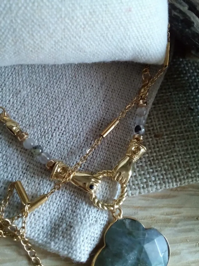 Collier pendentif trèfle en pierre de labradorite naturelle - photo numéro 5