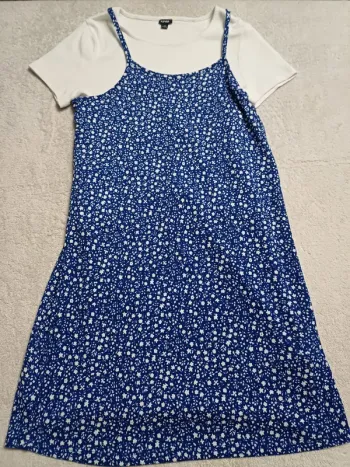 Robe avec tee-shirt 2en1 Kiabi 12 ans (réf perso G-N19)(familleac72)