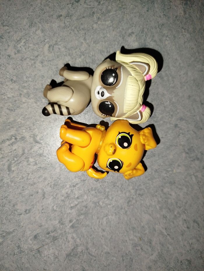 Lots 9 44 chats + 3 figurines animaux
