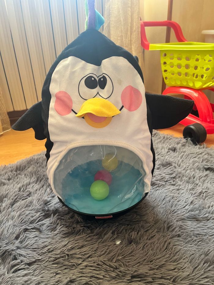 Culbuto pingouin à boules