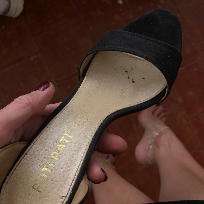 Sandales portées et abimes - photo numéro 2