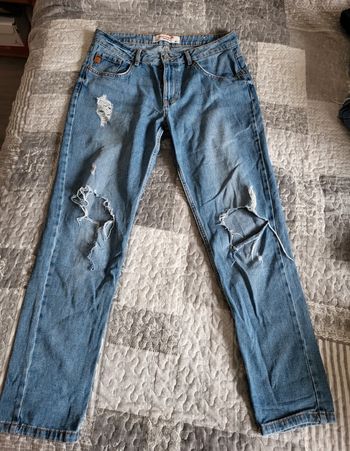Jean coupe boyfriend taille 40