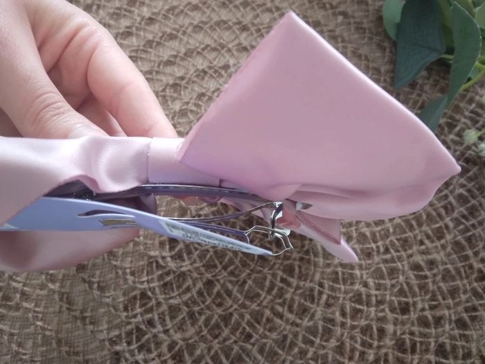 🌸Pince avec noeud en tissu🌸 - photo numéro 3
