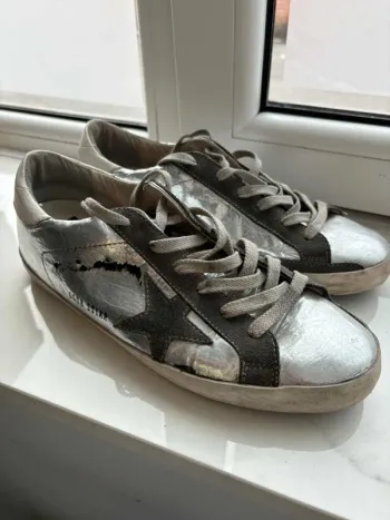 Golden goose