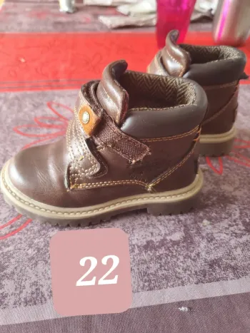 Chaussures enfant en cuir