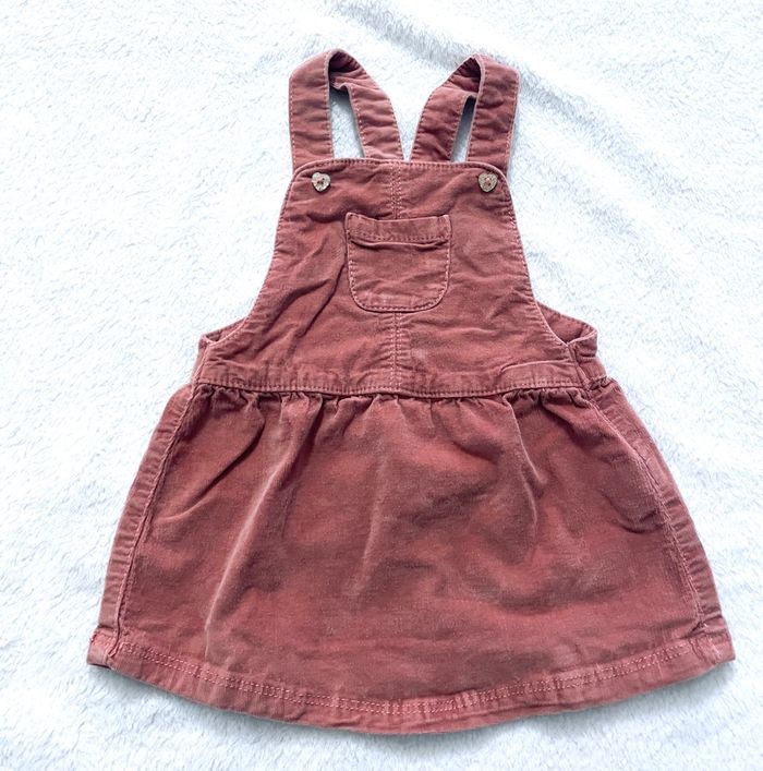 robe salopette « tape à l’œil » taille 6 mois