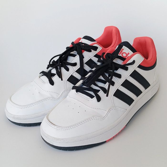 Baskets Adidas Enfant Taille 37 En Très Bon État
