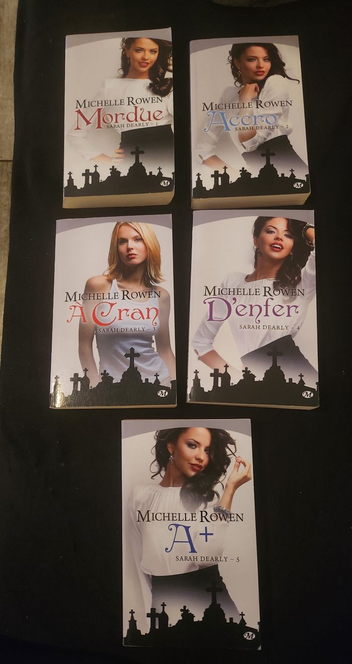Livres lot 5 tomes Sarah dearly de Michelle rowen