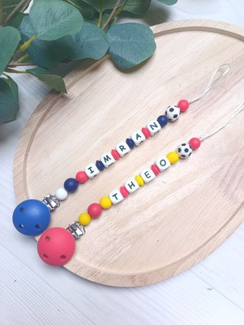 Attache tétine personnalisée ballon football