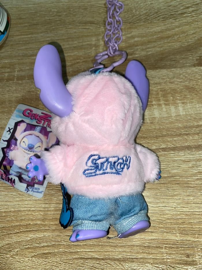 Porte clé Stitch Gen z street - photo numéro 2