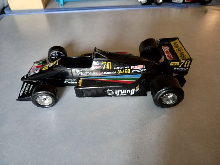 formule 1 de collection grand format Bburago - photo numéro 6