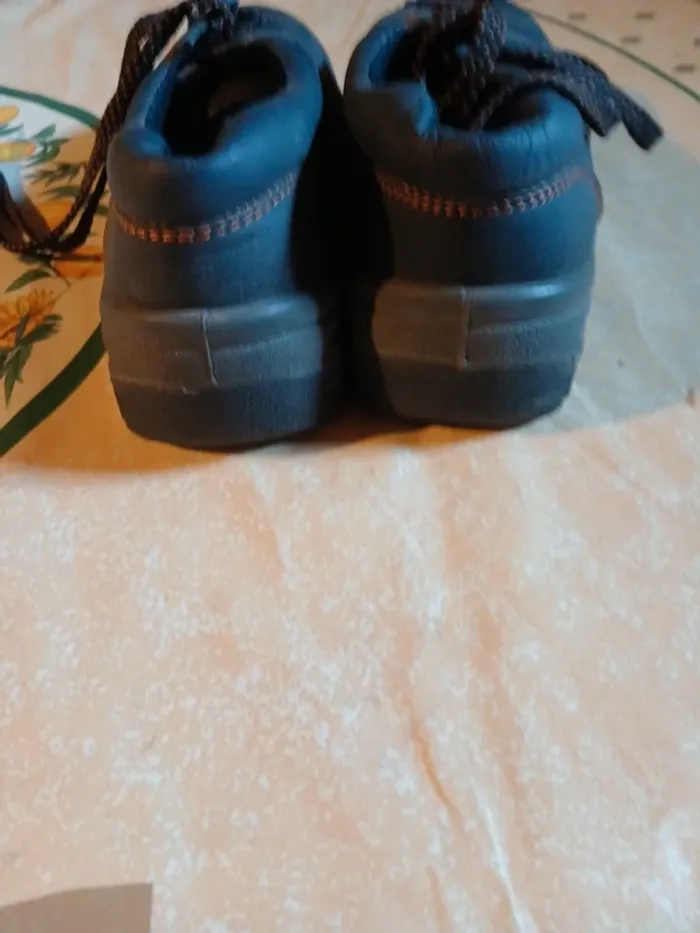 Chaussure de securite neuve - photo numéro 2