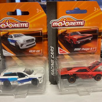 Lot voiture majorette neuve