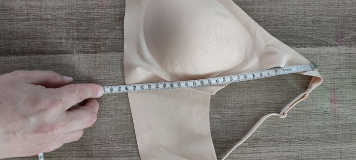 Soutien-gorge sans armature en V pour femme taille XL couleur beige - photo numéro 4